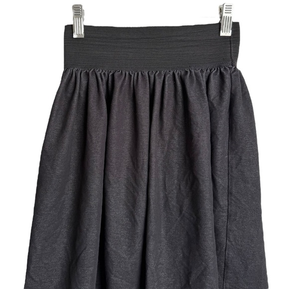 4/$25 Basic Colors Girls Black Knee Length Skirt with Elastic Waist Size 10/12 - Picture 3 of 7